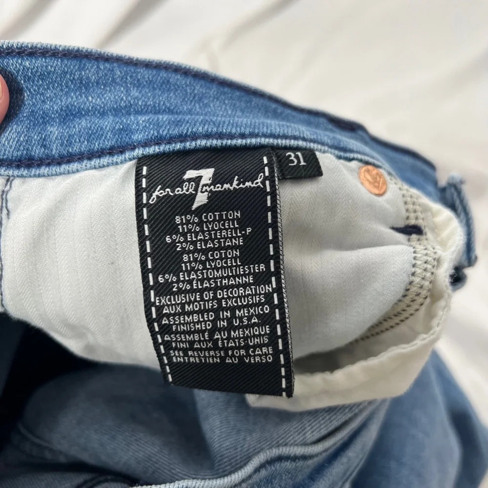 7 For All Mankind Luxe Vintage High Waist Slim Kick Sequined Jeans, Blue Size 31 - Picture 10 of 11